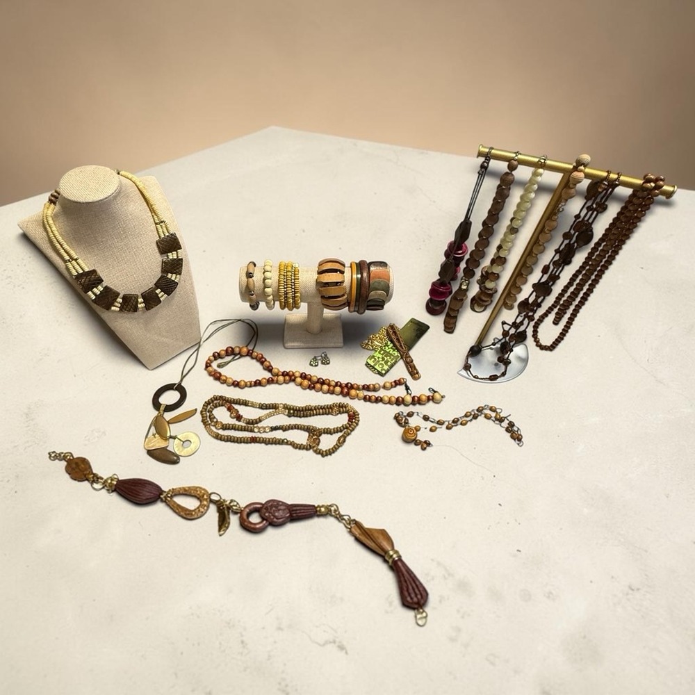 Vintage‎ Boho Wooden Natural Hand Carved Statement Pieces Necklace Bracelet Lot